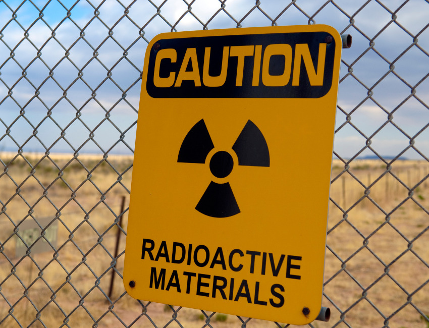 8 Fakta Penangkal Petir Radioaktif dan Dampaknya: Wajib Tahu!