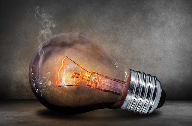 kenali 5 kerusakan alat elektronik tanpa penangkal petir